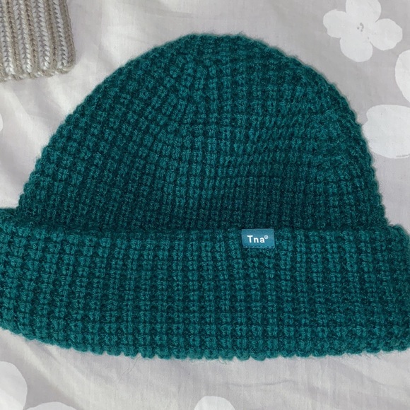 Bundle of two TNA beanies! - Picture 2 of 3